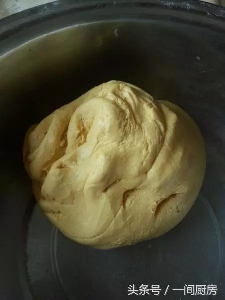 金黃的南瓜餅,簡單易做零失敗,超好吃,比蛋糕都好吃(純素)