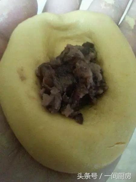 金黃的南瓜餅,簡單易做零失敗,超好吃,比蛋糕都好吃(純素)