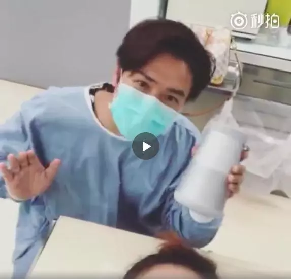 歐弟嬌妻產後妊娠紋粗壯,頭胎肚子4天恢復,二胎卻被撐無敵大!