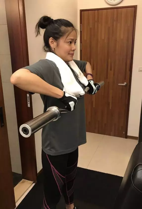 體脂飆到39%!女星發福到73KG 「3個月火速鏟11KG」公開秘訣女人搶著學:吃對很重要 -