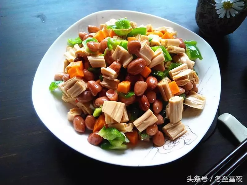 花生米別總是用來炒了,試試這個新做法,好吃入味還不上火(純素)