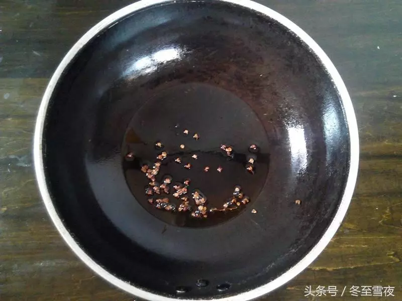 花生米別總是用來炒了,試試這個新做法,好吃入味還不上火(純素)
