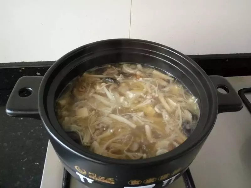 吃補藥一籮筐,不如喝它一大碗,鮮美有營養,連鍋一起端,太香了 !