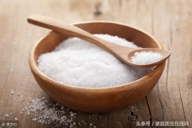 少吃鹽就是低鹽飲食?醫生:小心這些食物中的「隱形鹽」