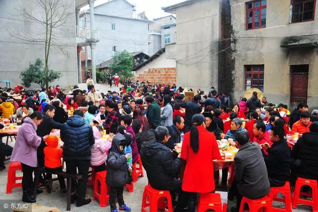 我媽對老公說,要麼和我女兒離婚,要麼就收起你那份過剩的自尊