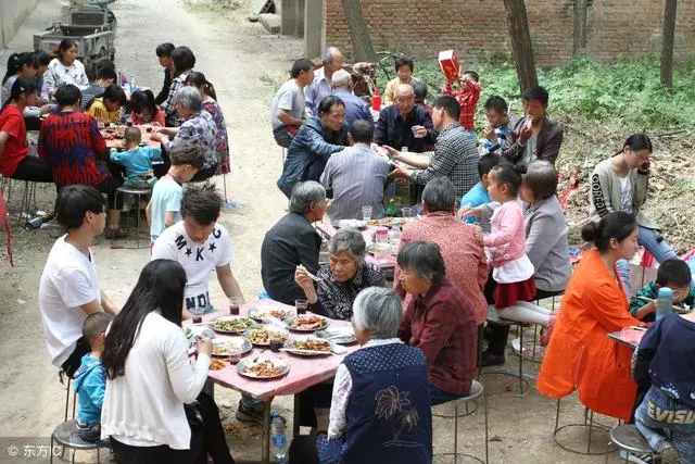 我媽對老公說,要麼和我女兒離婚,要麼就收起你那份過剩的自尊