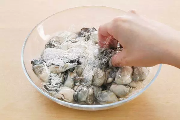 在家做外酥里嫩的蚵仔煎,出鍋的那一刻,實在是太香了!