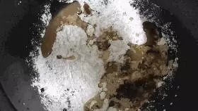 3塊黑糖,1杯牛奶,雙手一搓,大鍋一煮,Q彈有嚼勁,太簡單了