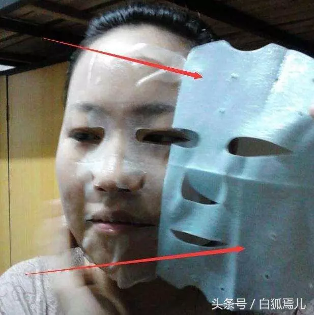 面膜中的那張塑膠紙到底有什麼用?很多女人都直接扔掉,太可惜了