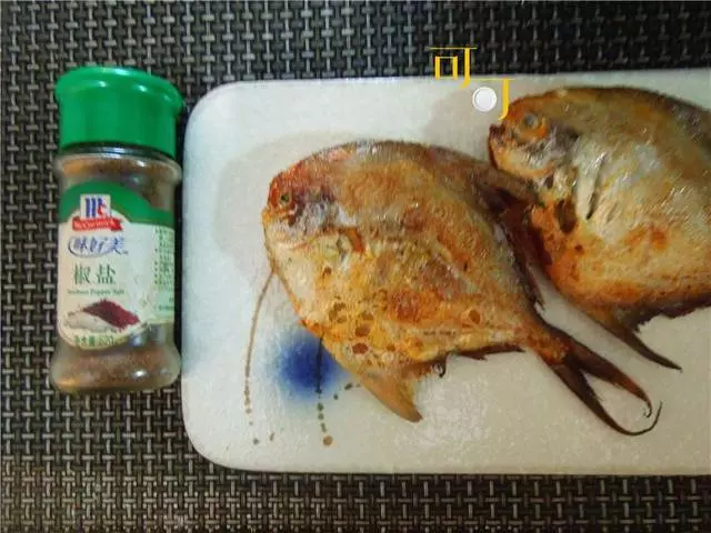 鯧魚這麼煎又香又酥,保證皮不破、肉不散,老公下酒最愛