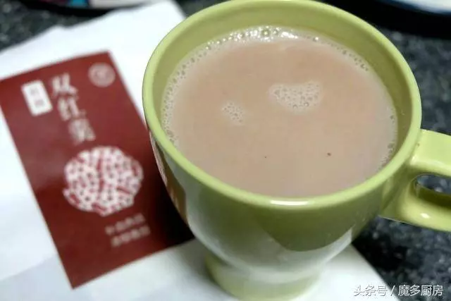 這款早餐飲品特別推薦給女性朋友,補氣血養容顏,適合經常喝!