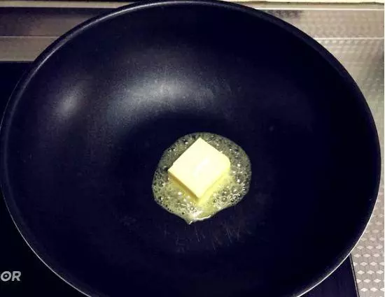最喜歡奶奶做的傳統綠豆糕,可惜現在會做的人不多了!