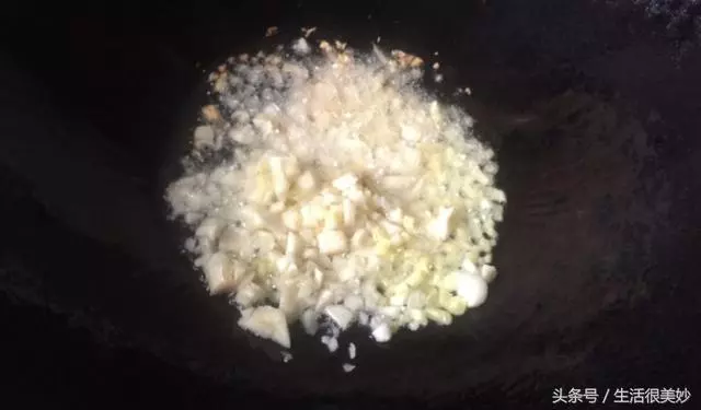 雞腿這樣做最好吃,很多人不會做,比飯店做的還好吃,越吃越上癮 !