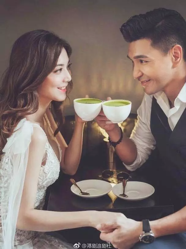 【又喜訊!】TVB又一視帝宣布結婚:「是時候用最大努力建立美滿的家~」10張婚紗照超唯美!準新娘每一張笑得好開懷!