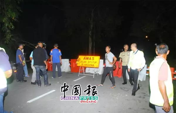 吉州西嶺橋塌 摩哆墜河 2騎士斃命