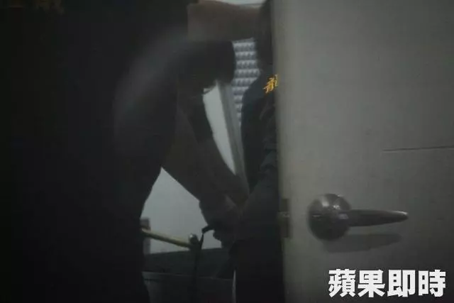 殺夫藏冰櫃三個月 警花兩小時鑿冰挖屍