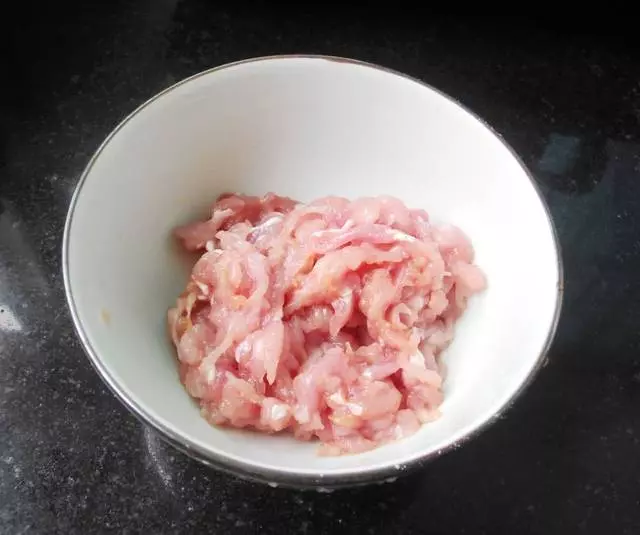 做酥肉不能加一調料,否則味道全走歪,怎樣酥香不硬,竅門一一說