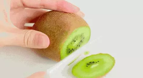 每一種水果,都有它獨特的打開方式,小技能學起來