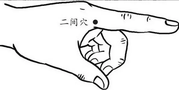 脾胃好不好,看手、看眼袋、看舌頭,四寶粥和捏脊補養脾胃好幫手