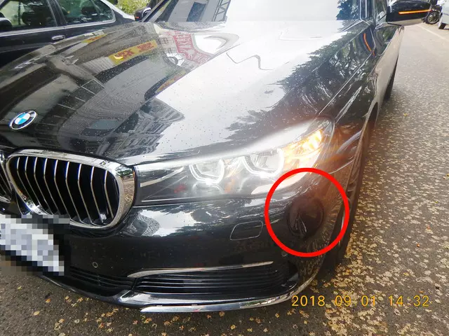 家長當心!男童突衝出馬路 遭車撞飛昏厥