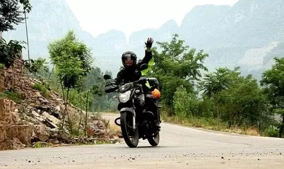 名副其實的省油王,加滿一箱油,它跑1000公里毫無壓力!