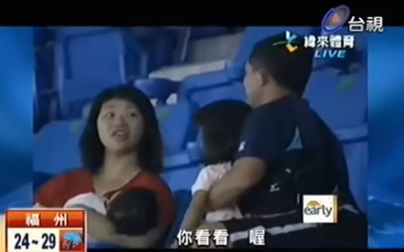爸爸「接球卻扔出女兒」 事跡紅到國外主播大笑!老婆犀利眼神全世界共鳴:先生請你保重