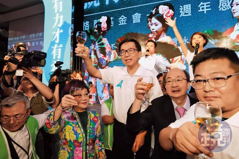 台北市長落選直上總統 「阿扁先選先死」