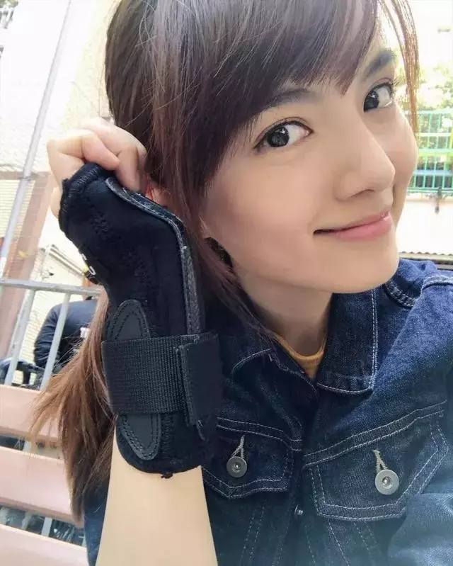 TVB小花成半億索爆人妻,憑《夸世代》一角再度備受關注~~~