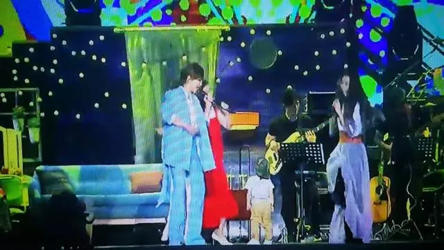 S.H.E最強嘉賓來了! 勁寶1歲半強勢上台合唱粉絲淚目~~~