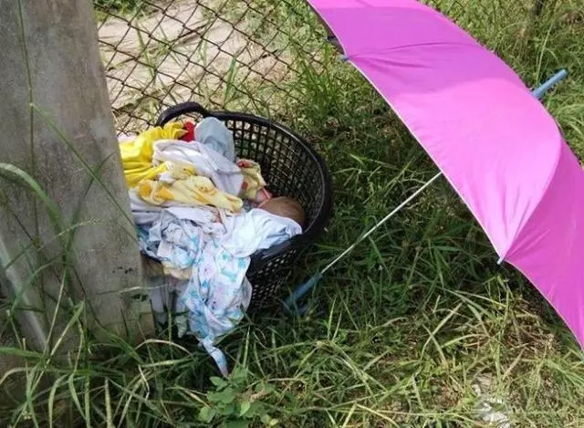 只因難忍嬰兒哭鬧,殘忍父親捂死嬰兒拋棄路邊