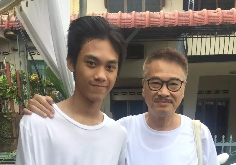 搞笑諧星吳孟達竟有個如此靚仔的兒子?! 因為太有明星相還被經理人看中幾次要簽他做藝人!