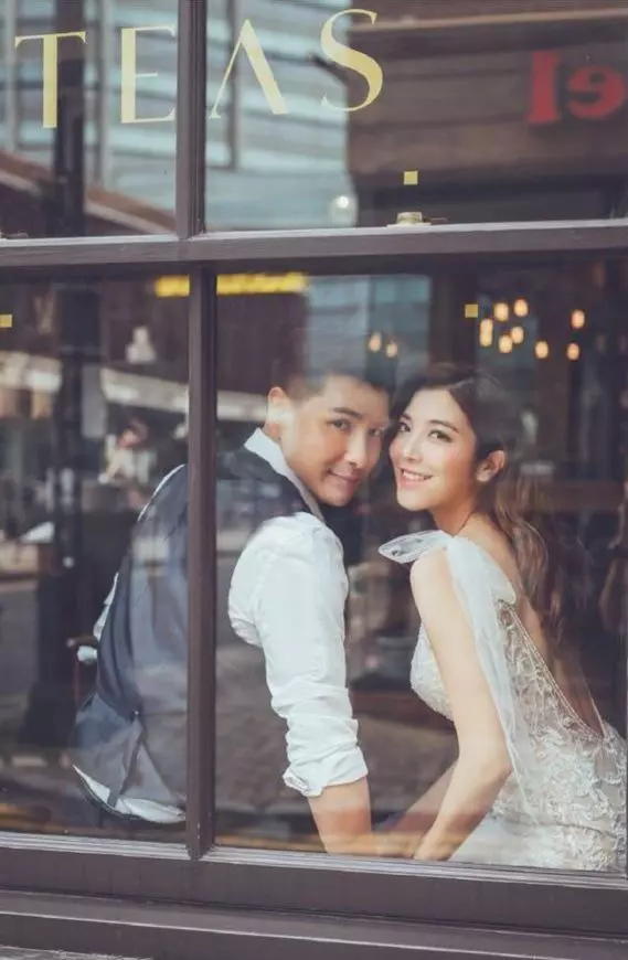 【陳展鵬小清新婚紗照!】單文柔身上的婚紗大有來頭!連楊怡和李亞男都穿著出嫁!