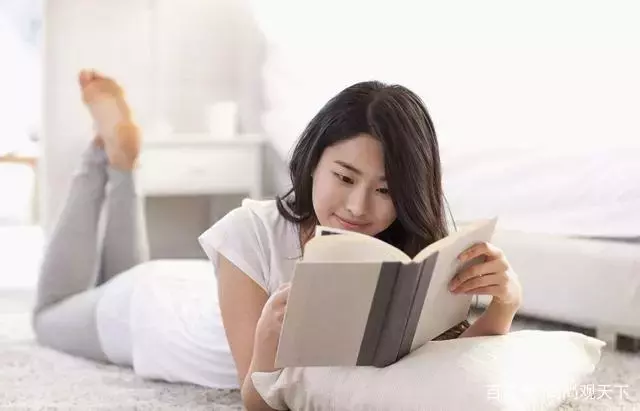 心理學:看書時,你喜歡用哪種坐姿?測出你的內在性格,超准! -