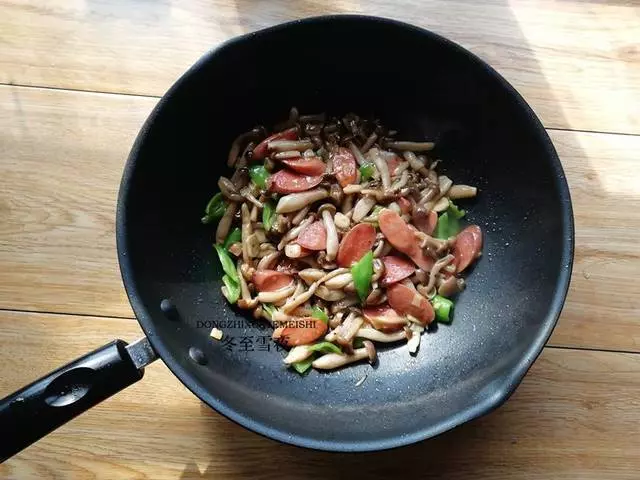 當媽媽的要給孩子常吃這個菜,營養豐富又鮮美,有益智增高的作用