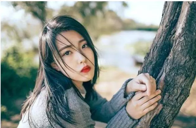 母親已過世8年,女兒面試接到陌生電話,傳來母親聲音:女兒救我