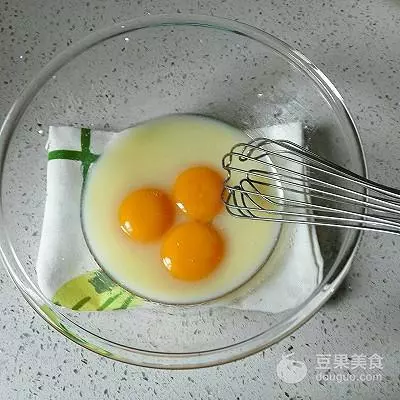 紙杯戚風蛋糕—教你做不回縮不開裂的紙杯戚風