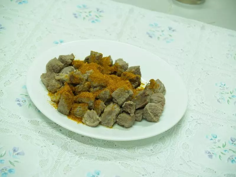 這樣做的咖喱牛肉飯, 滋味濃郁, 色澤誘人, 做法簡單, 還開胃!