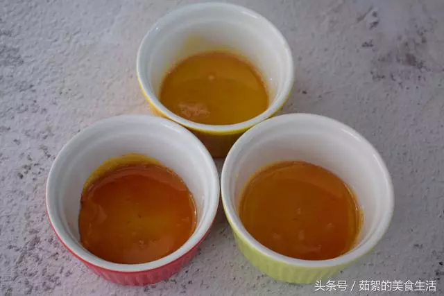 只要4種食材,就能輕鬆做出法式甜點,細膩柔滑,好吃到舔盤