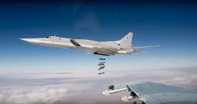 俄要動真格了!大規模飛彈空襲區域毗鄰美軍基地,美警告:別誤炸