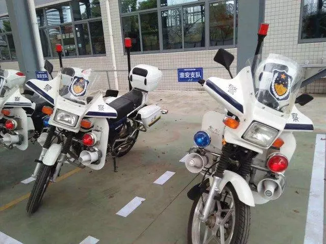 警用摩托車齊聚一堂,GW飛致不算啥,春風650國賓才大氣