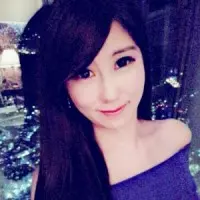 公德心啊!溜滑梯當曬被桿 棉被枕頭全都來