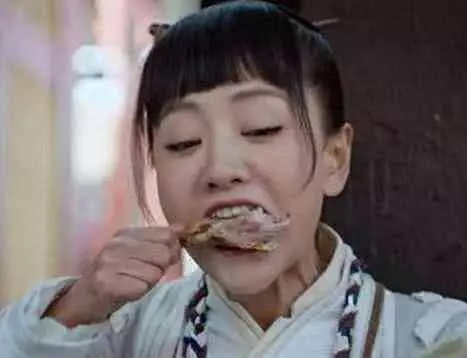 不是所有演員都假吃,為了拍戲她吃了20隻烤鴨,而她吃了10斤芒果