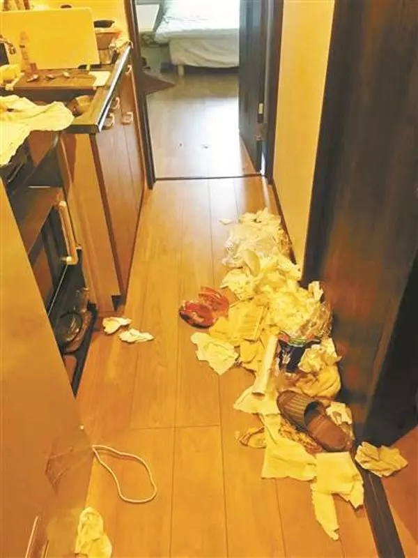 3女住客亂丟垃圾 民宿老闆怒討清潔費