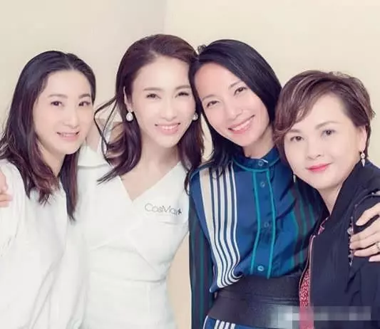 曾與鄭伊健合作一夜走紅,如今46歲的她像少女!網友:逆生長23年!