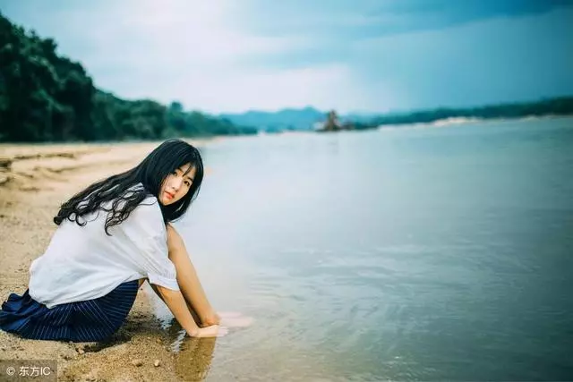 你媽養大你不容易,那你辭職照顧她,我寧願離婚也不會照顧她的