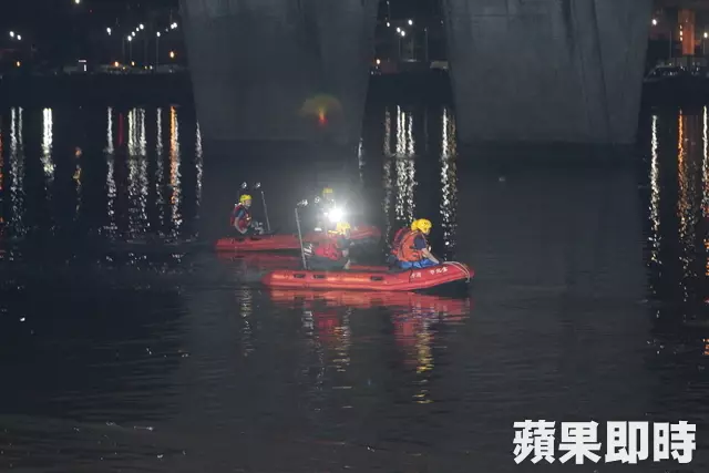 萬板橋目擊跳水 早上8時持續搜尋跳水者