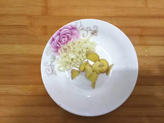 零難度,零技巧的香煎五花肉,簡單好做,吃一次就上癮