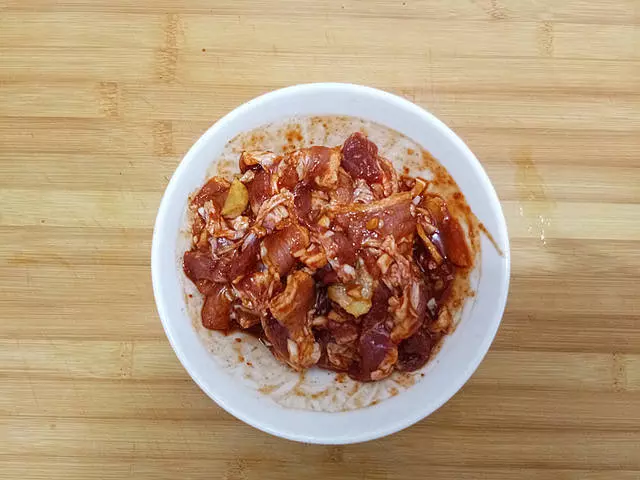 零難度,零技巧的香煎五花肉,簡單好做,吃一次就上癮
