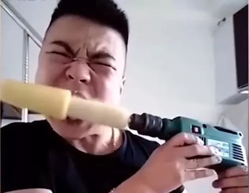 天才還是腦殘?這10個「自以為聰明」的行徑最後都害自己倒大楣!#8 這種健身方式是想搞到全身骨折?!