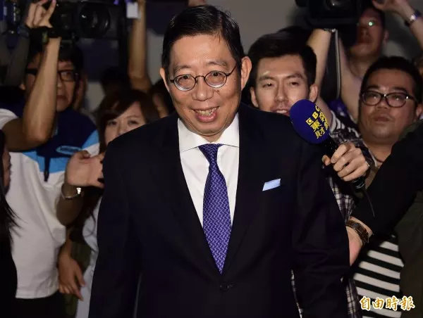 葉俊榮拋第3條路 管中閔反嗆「魚目混珠」